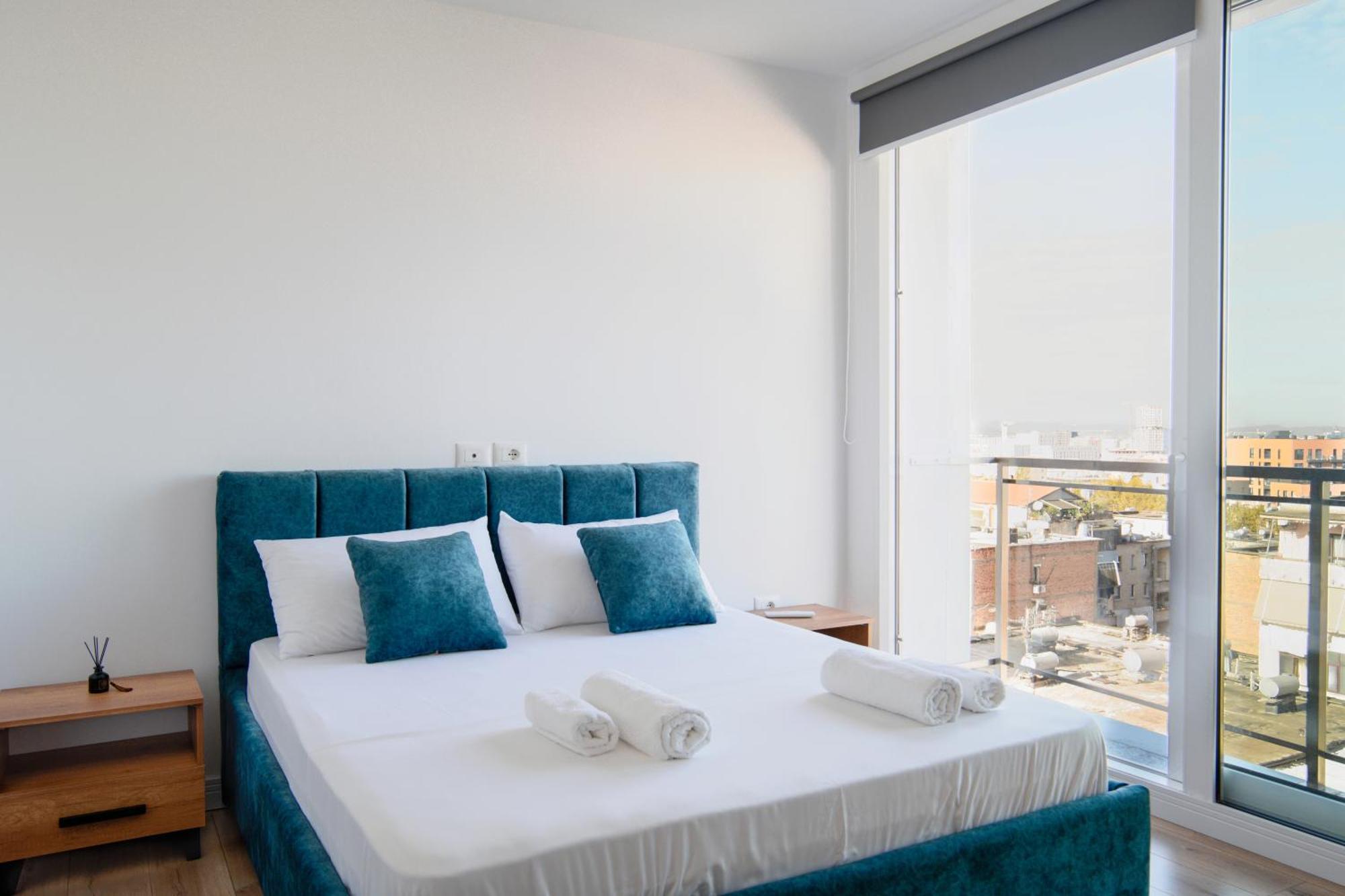 Urban Serenity City Skyline View Apartment 1 Тирана Екстер'єр фото